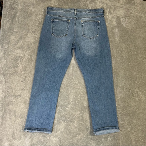 Pilcro Women’s Slim Boyfriend Jean Light Wash Size 32 - Picture 5 of 9